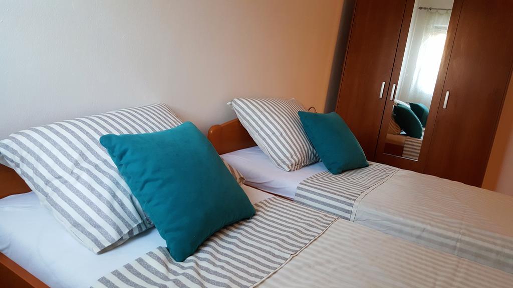 Apartmani Koin Medulin Eksteriør billede